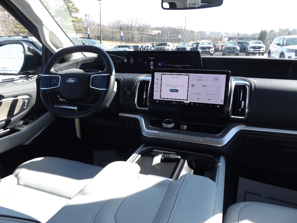 New 2026 Ford Expedition Platinum SUV