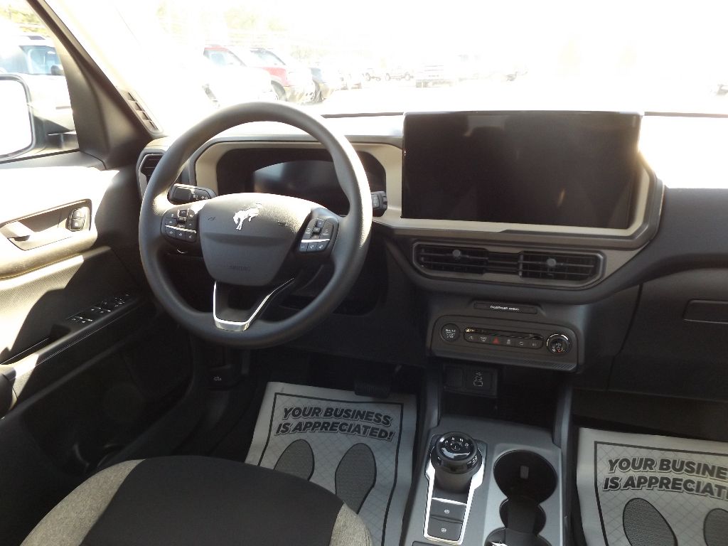 2025 Ford Bronco Sport Big Bend photo 2