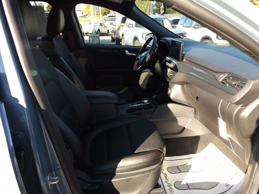 New 2026 Ford Escape ST-Line SUV