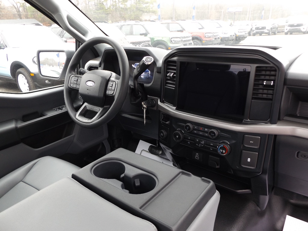 New 2025 Ford F-150 XL Truck Regular Cab