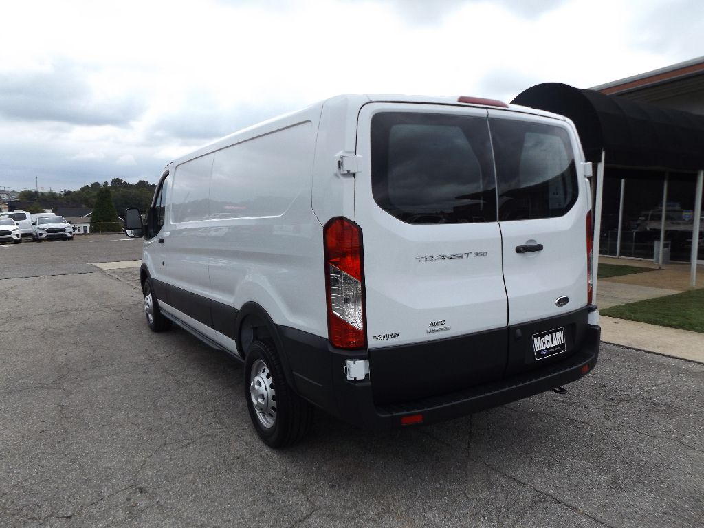 2025 Ford Transit Van Base - Photo 8