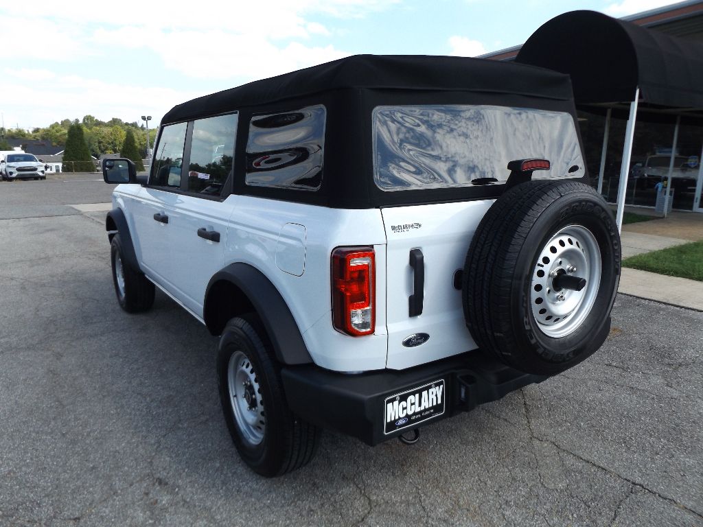 2025 Ford Bronco 4-Door Base - Photo 8