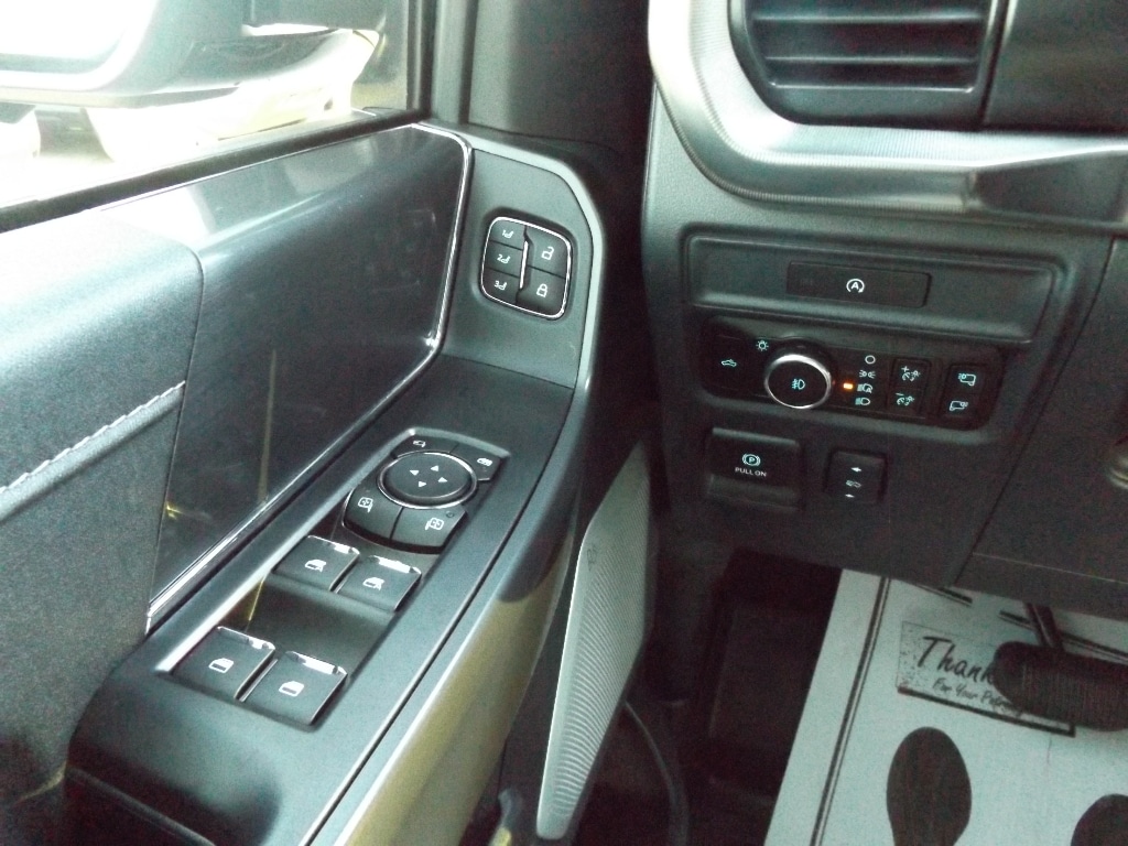 2025 Ford F-150 Lariat - Photo 16