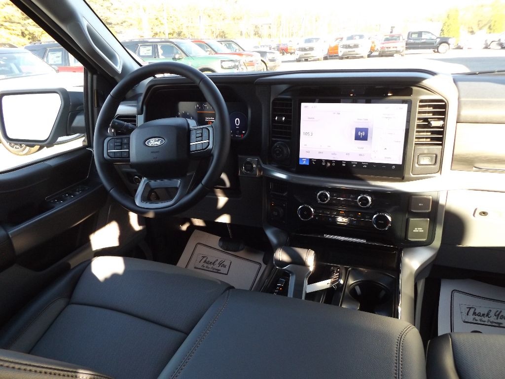 New 2025 Ford F-150 Lariat Truck SuperCrew Cab