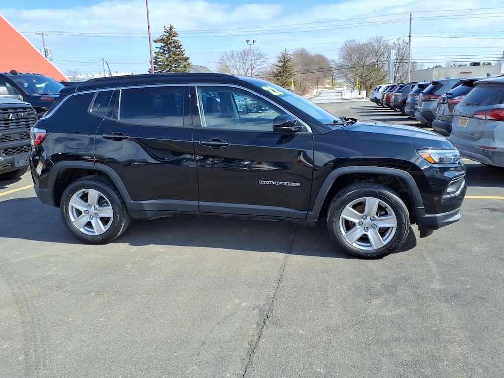 Used 2022 Jeep Compass Latitude 4x4 Latitude SUV
