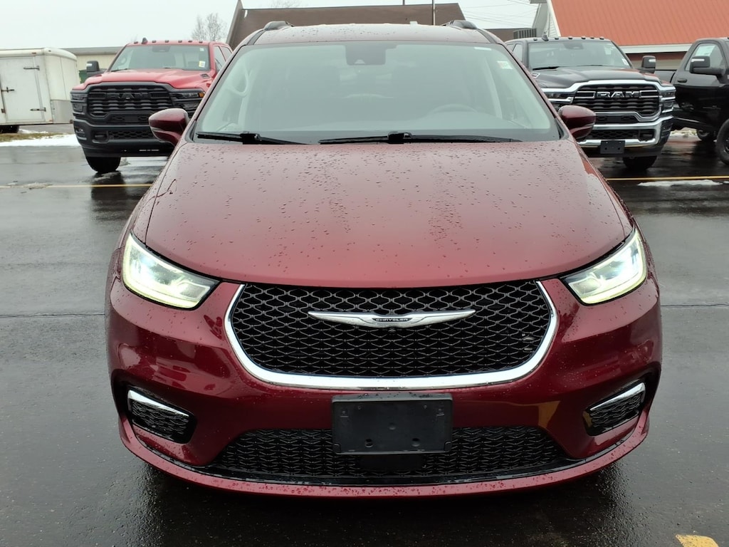 Used 2022 Chrysler Pacifica Touring L Touring L Mini-Van