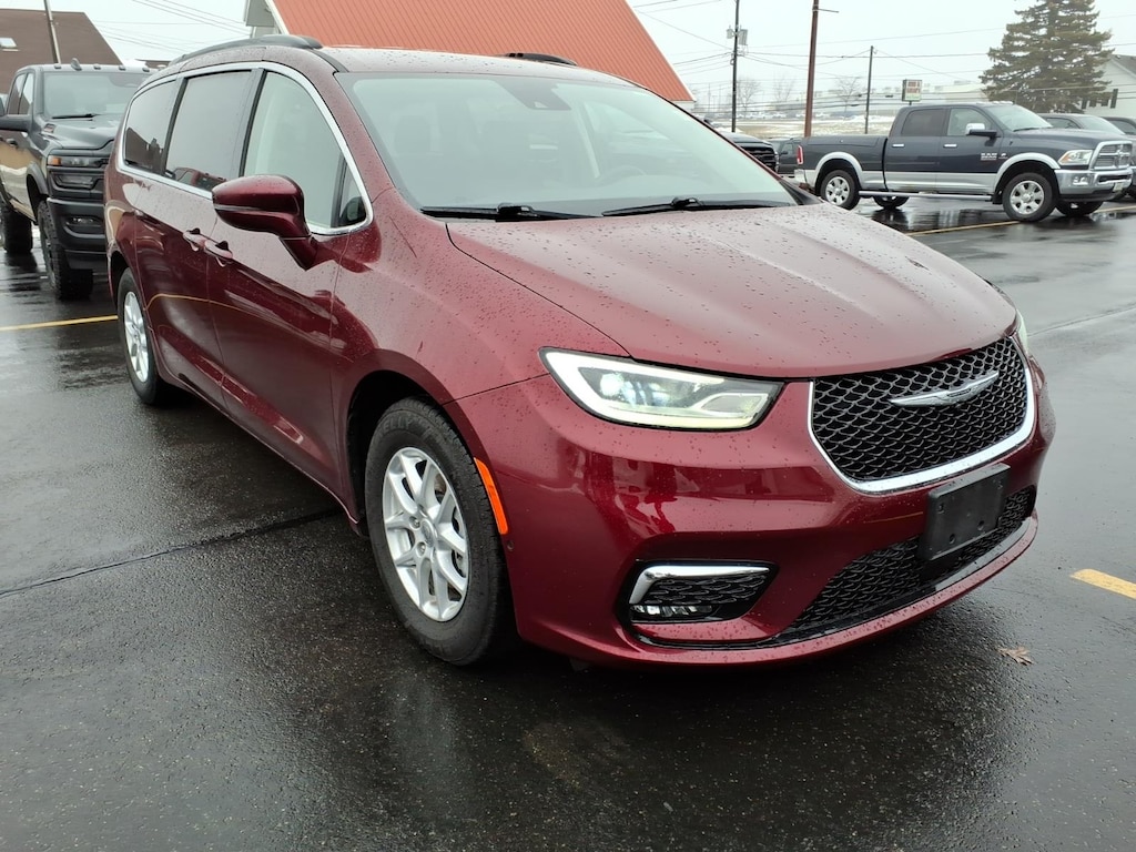 Used 2022 Chrysler Pacifica Touring L Touring L Mini-Van