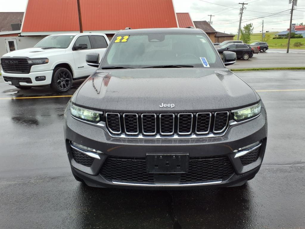 2022 Jeep Grand Cherokee Limited photo 2