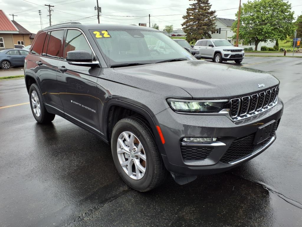 2022 Jeep Grand Cherokee Limited photo 3