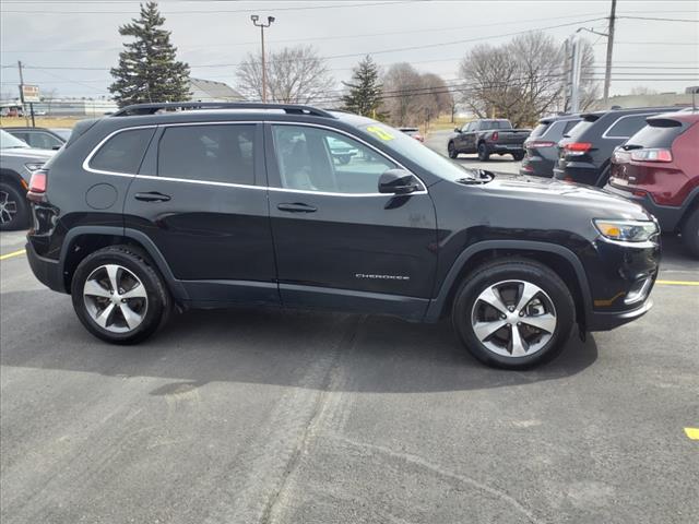 2022 Jeep Cherokee Limited photo 3