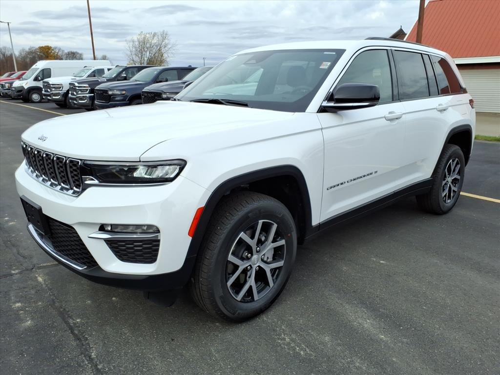 New 2025 Jeep Grand Cherokee LIMITED 4X4 Sport Utility