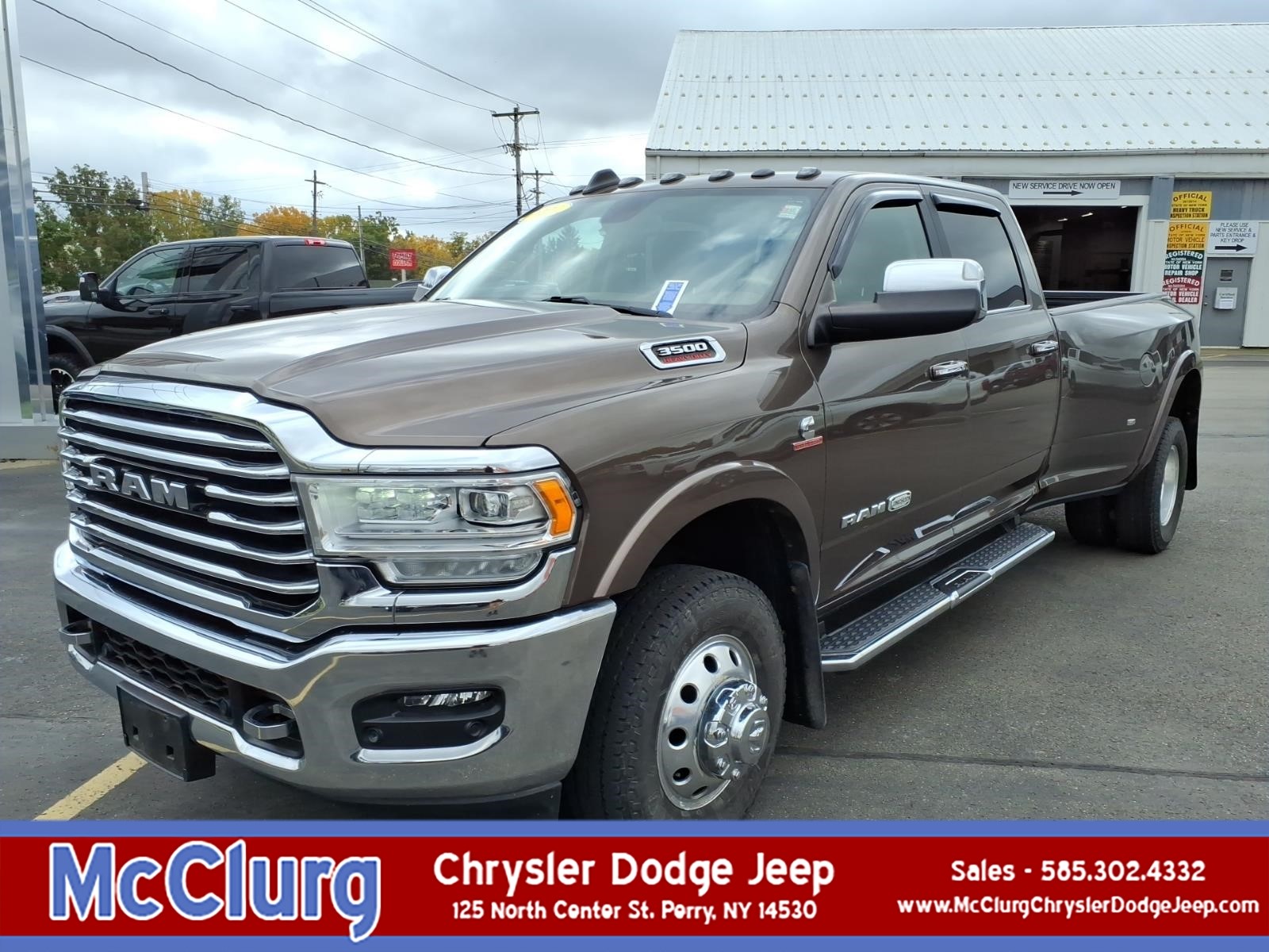 RV Match Walnut Brown 2020 RAM 3500 Pickup Truck Four-Wheel Drive Automatic