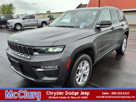 2022 Jeep Grand Cherokee Limited 4x4 Limited  SUV (midyear release)