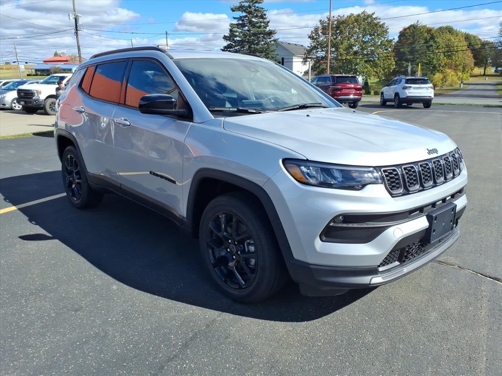 2026 Jeep Compass Latitude photo 2