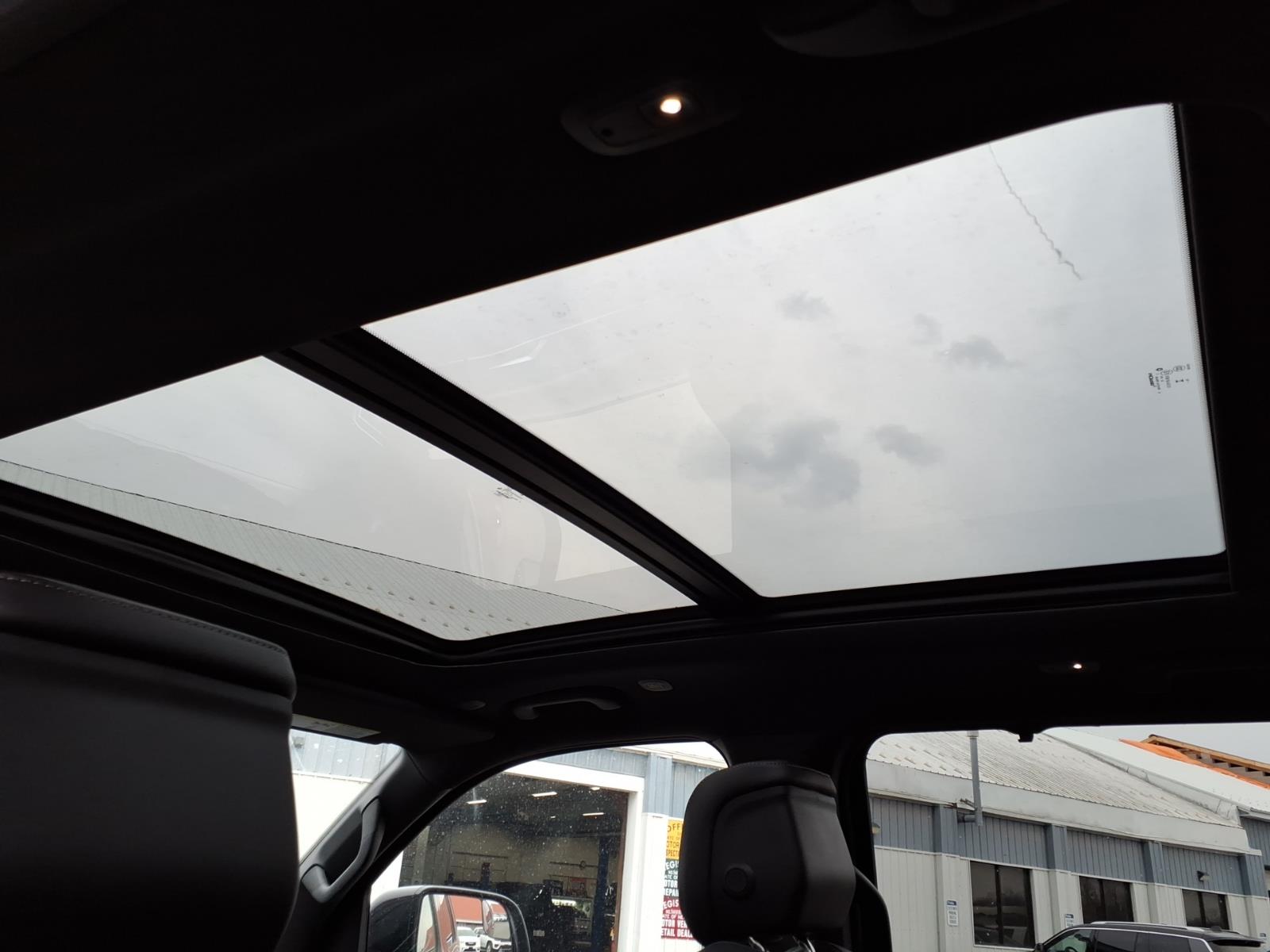 2026 Jeep Grand Wagoneer Limited Reserve - Photo 12