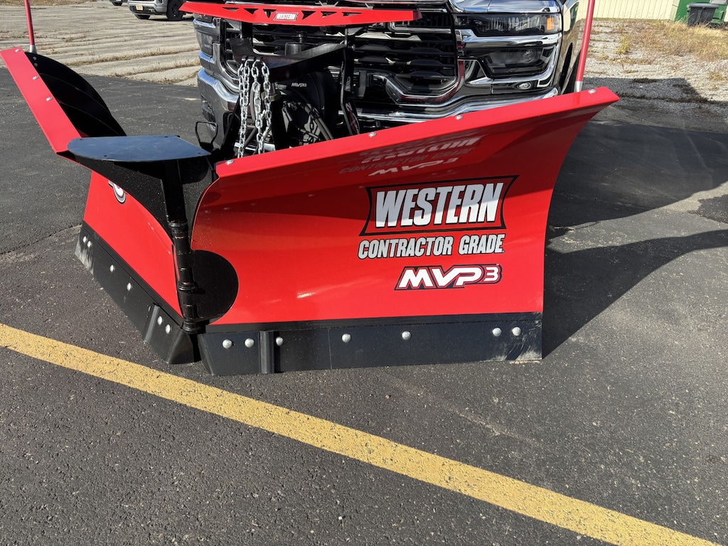 New 2026 Ram 2500 TRADESMAN REGULAR CAB 4X4 8' BOX Pickup