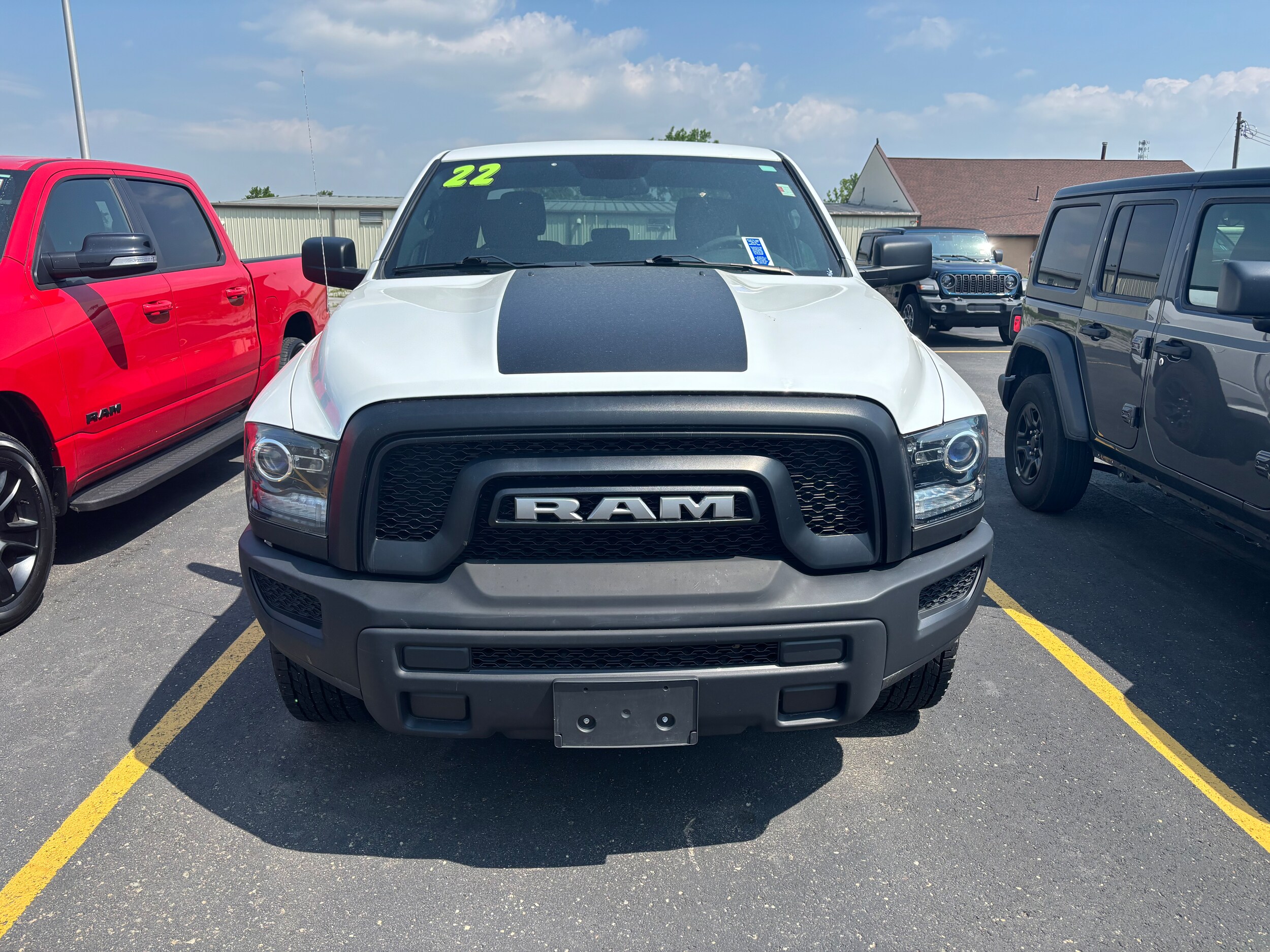 2022 Ram 1500 Classic Warlock photo 3