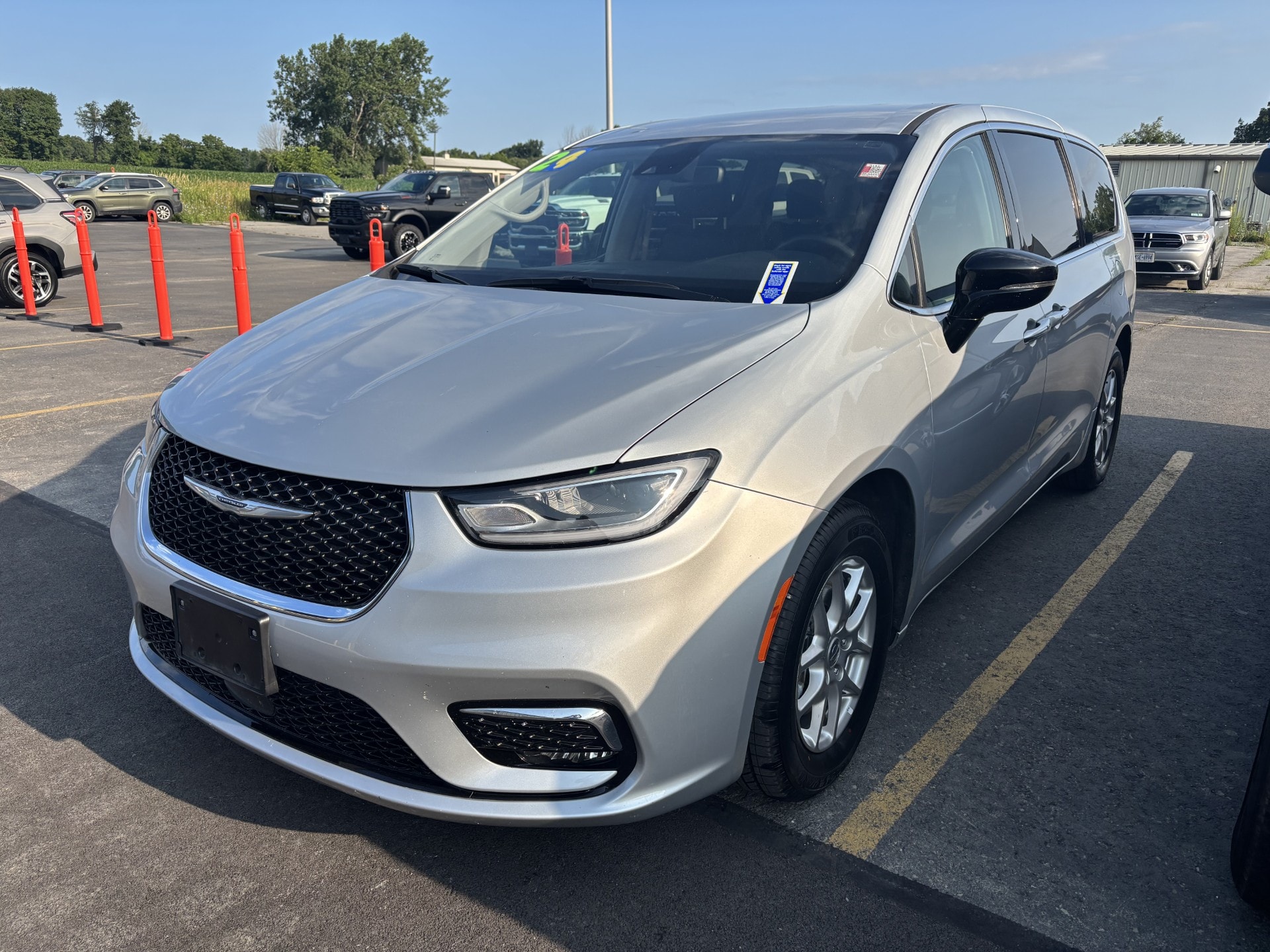 2024 Chrysler Pacifica