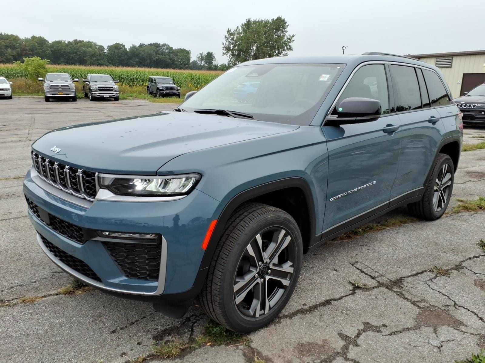 2027 Jeep Grand Cherokee