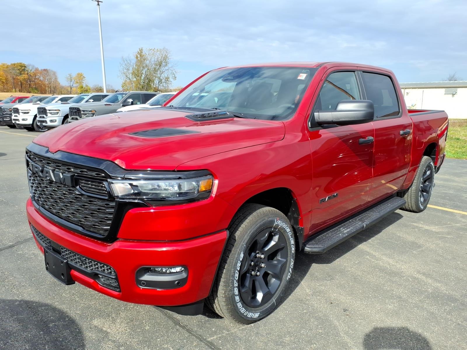 2027 Ram 1500 TRADESMAN CREW CAB 4X4 Pickup