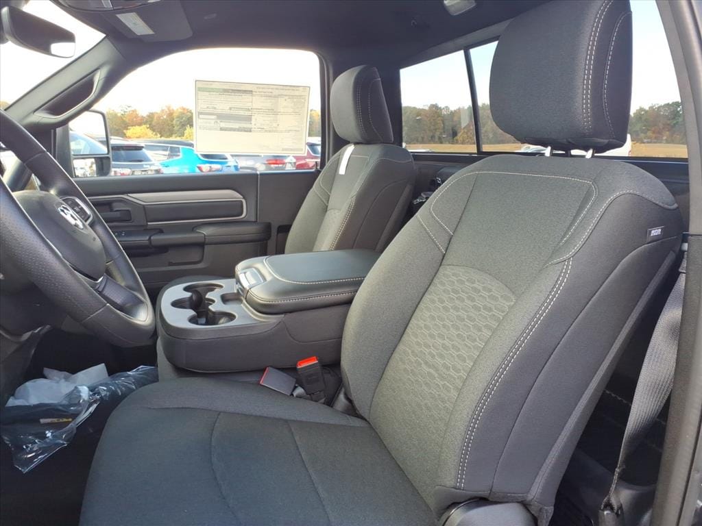 2026 RAM 2500 Tradesman - Photo 14