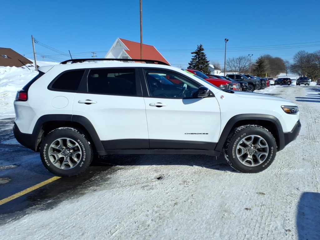 Used 2022 Jeep Cherokee 4x4 Trailhawk SUV