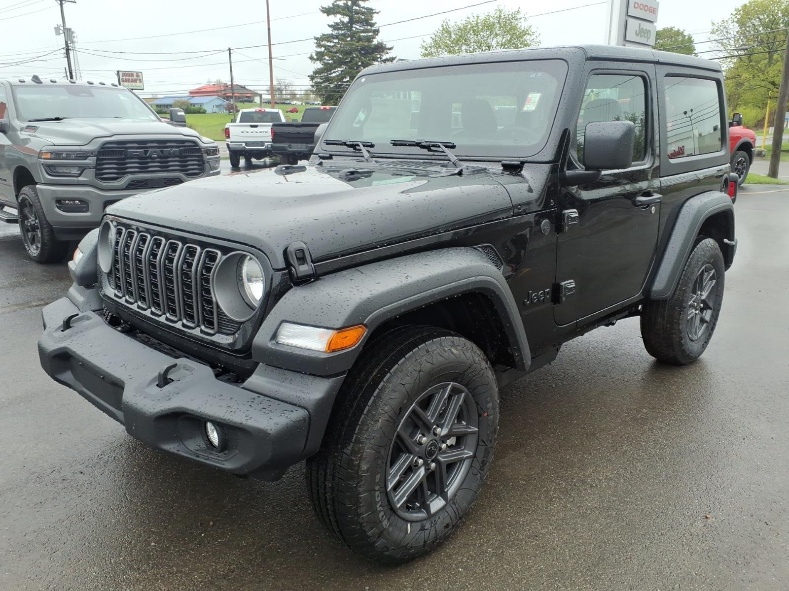 2026 Jeep Wrangler Sport's photo