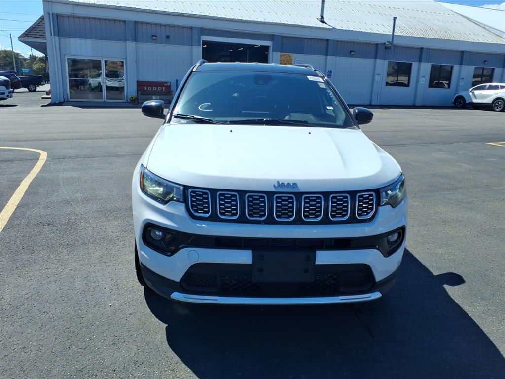 2025 Jeep Compass Limited photo 2