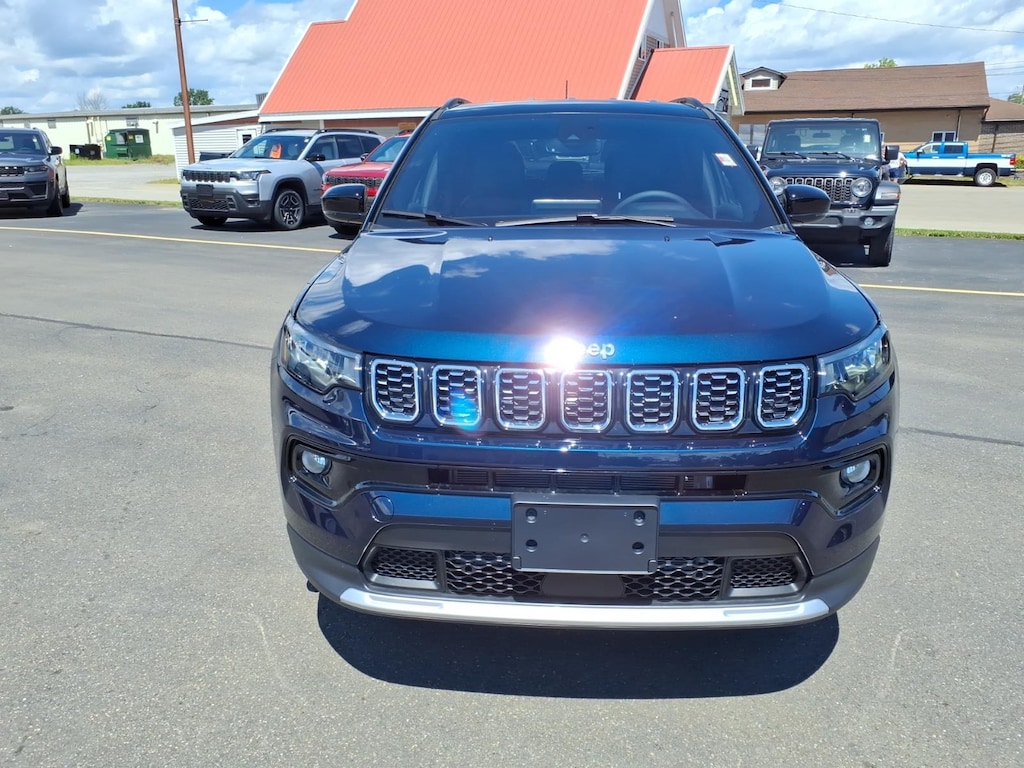 New 2026 Jeep Compass LIMITED 4X4 Sport Utility