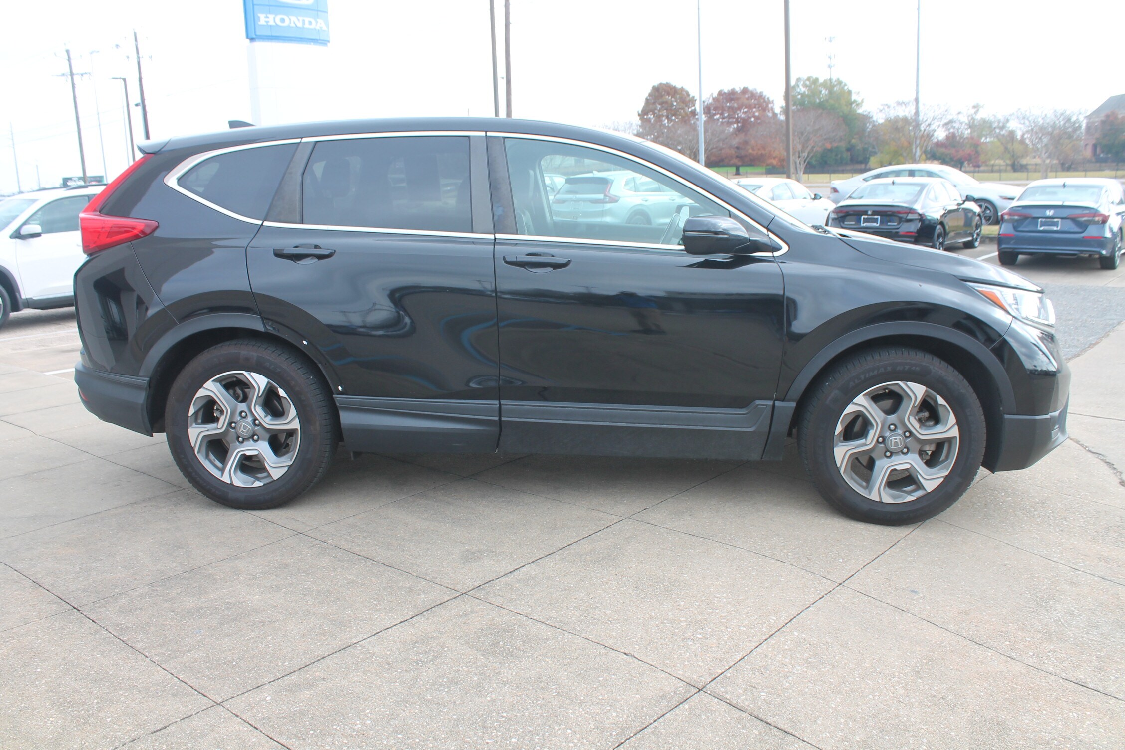 2019 Honda CR-V EX-L photo 3