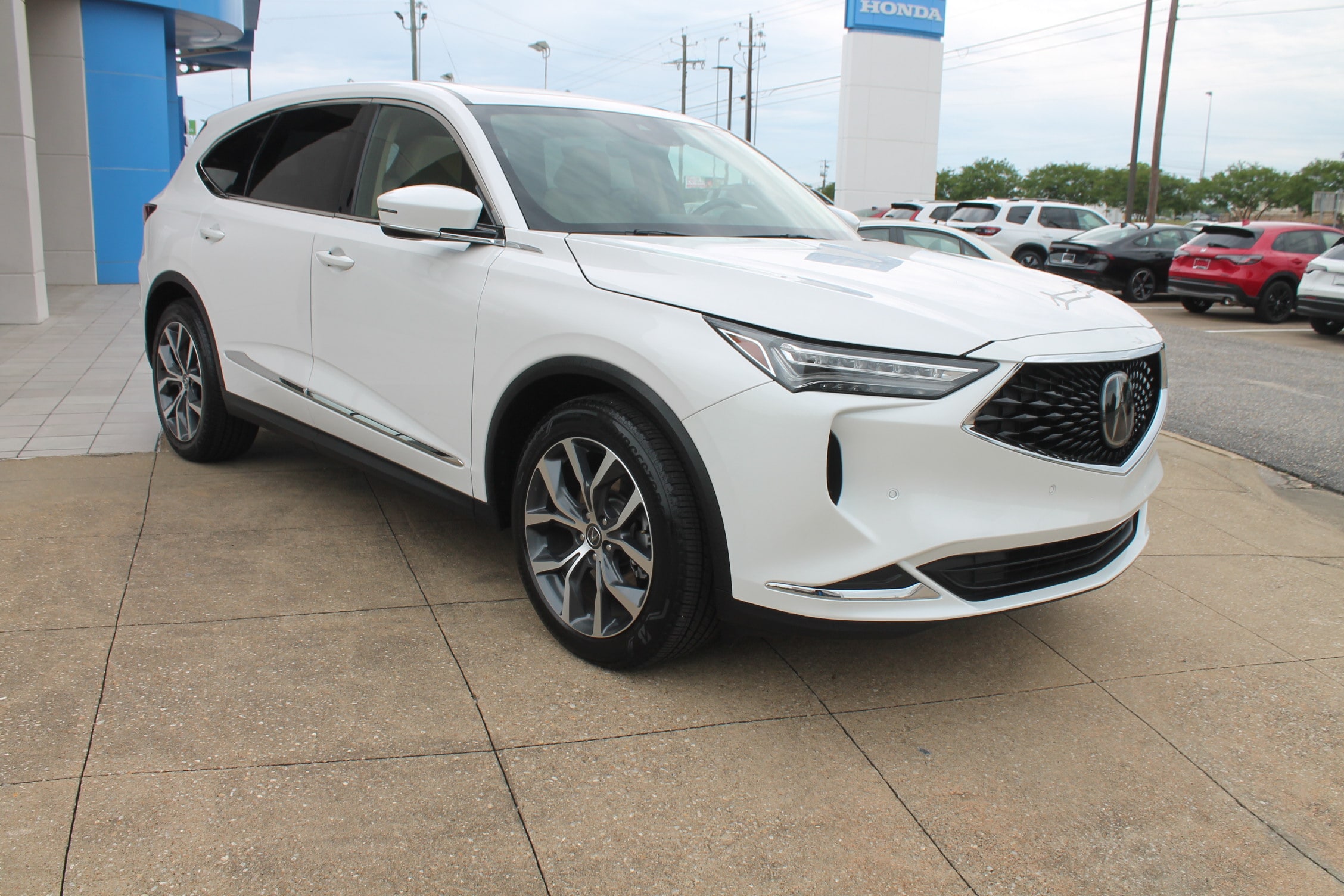 2023 Acura MDX SH-AWD w/Technology Package's photo