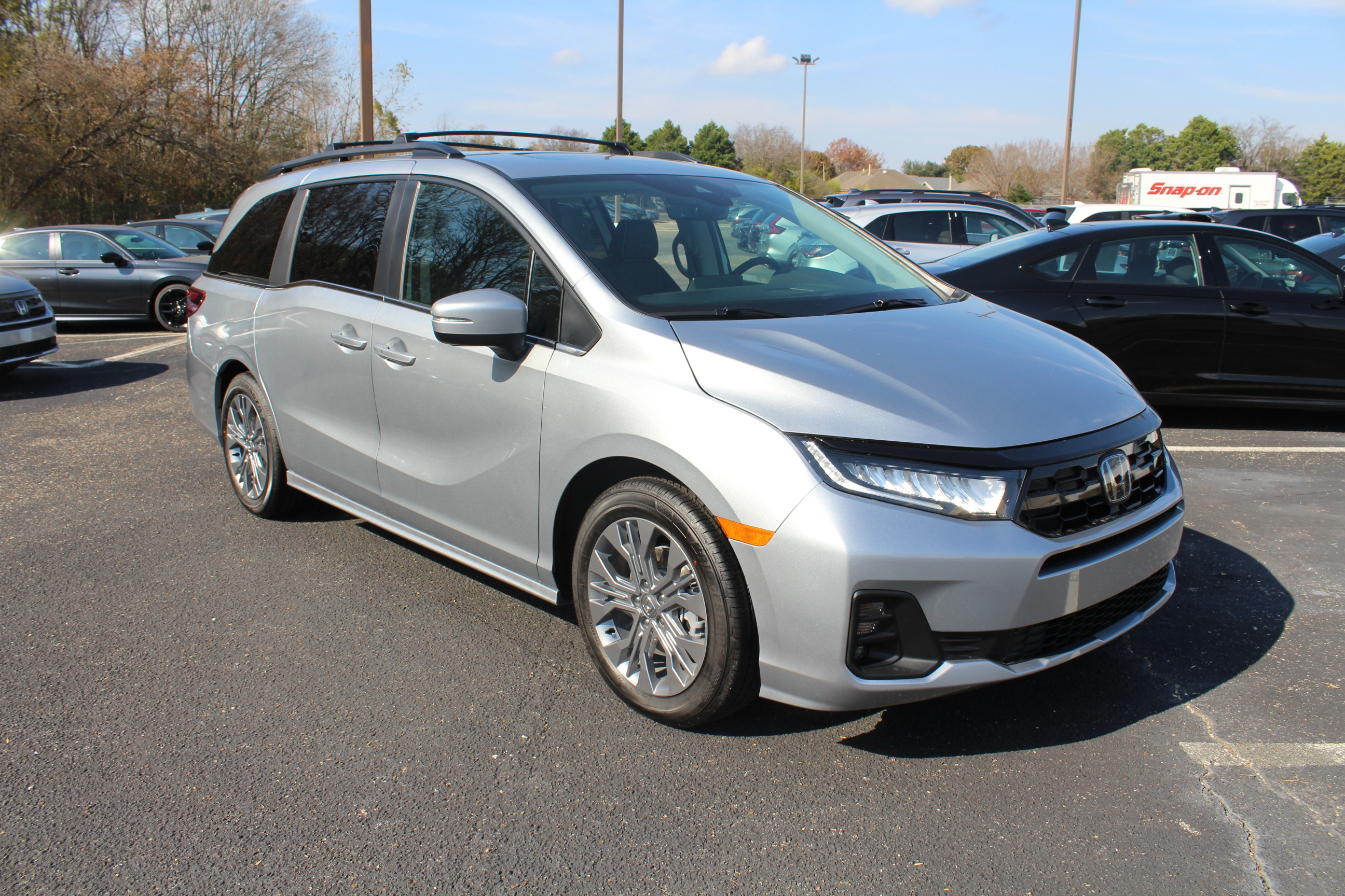 2026 Honda Odyssey TOURING Van Passenger