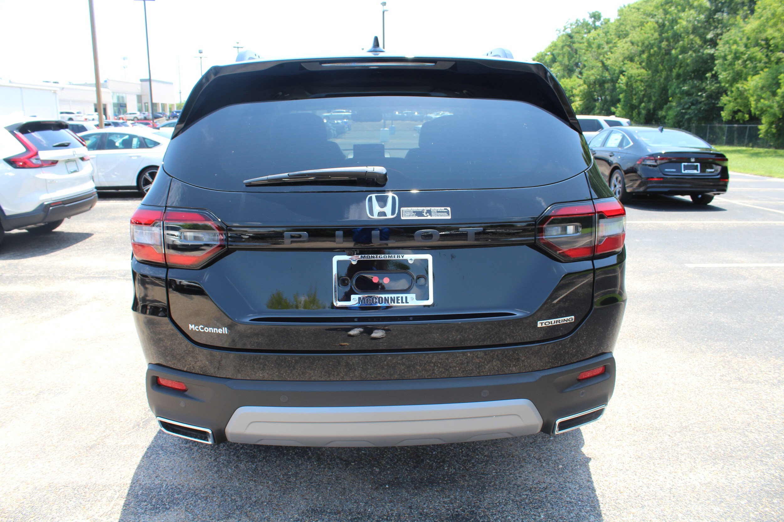 2025 Honda Pilot Touring photo 3