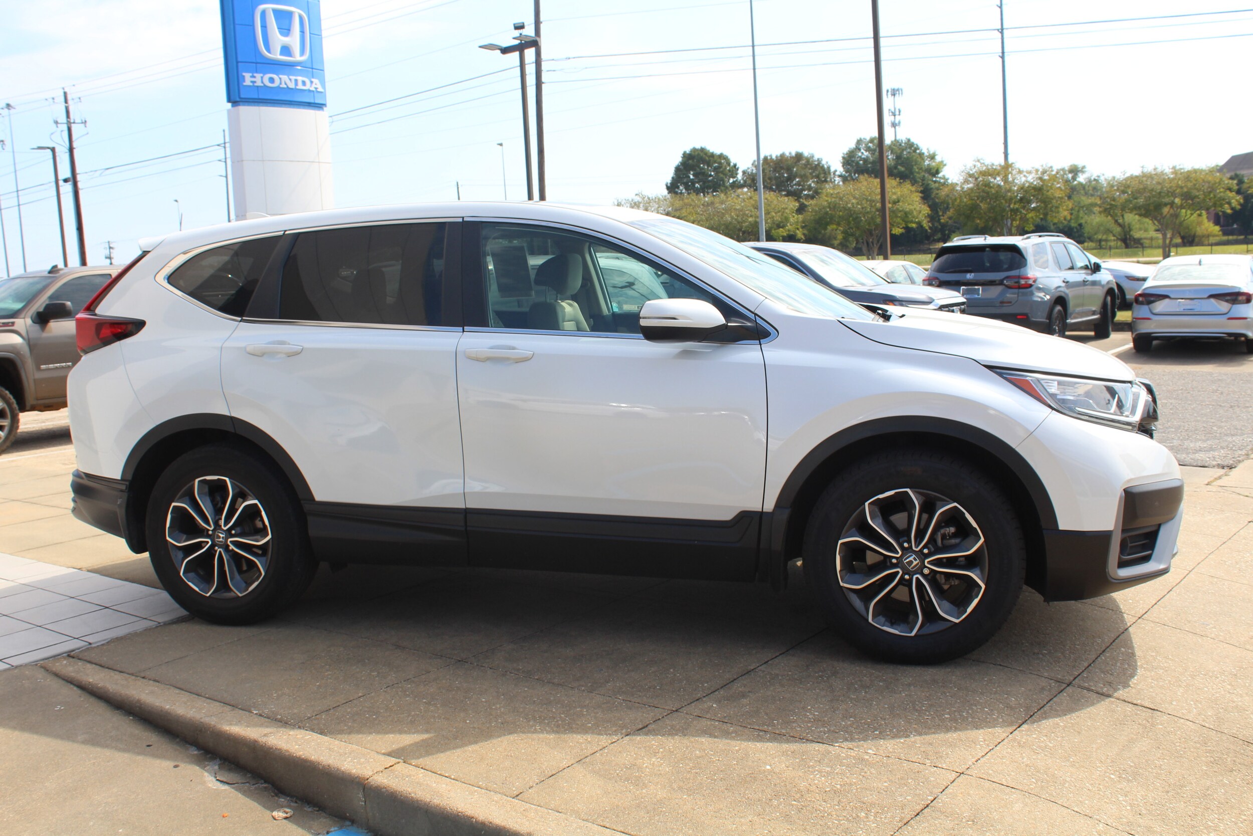 2022 Honda CR-V EX photo 3