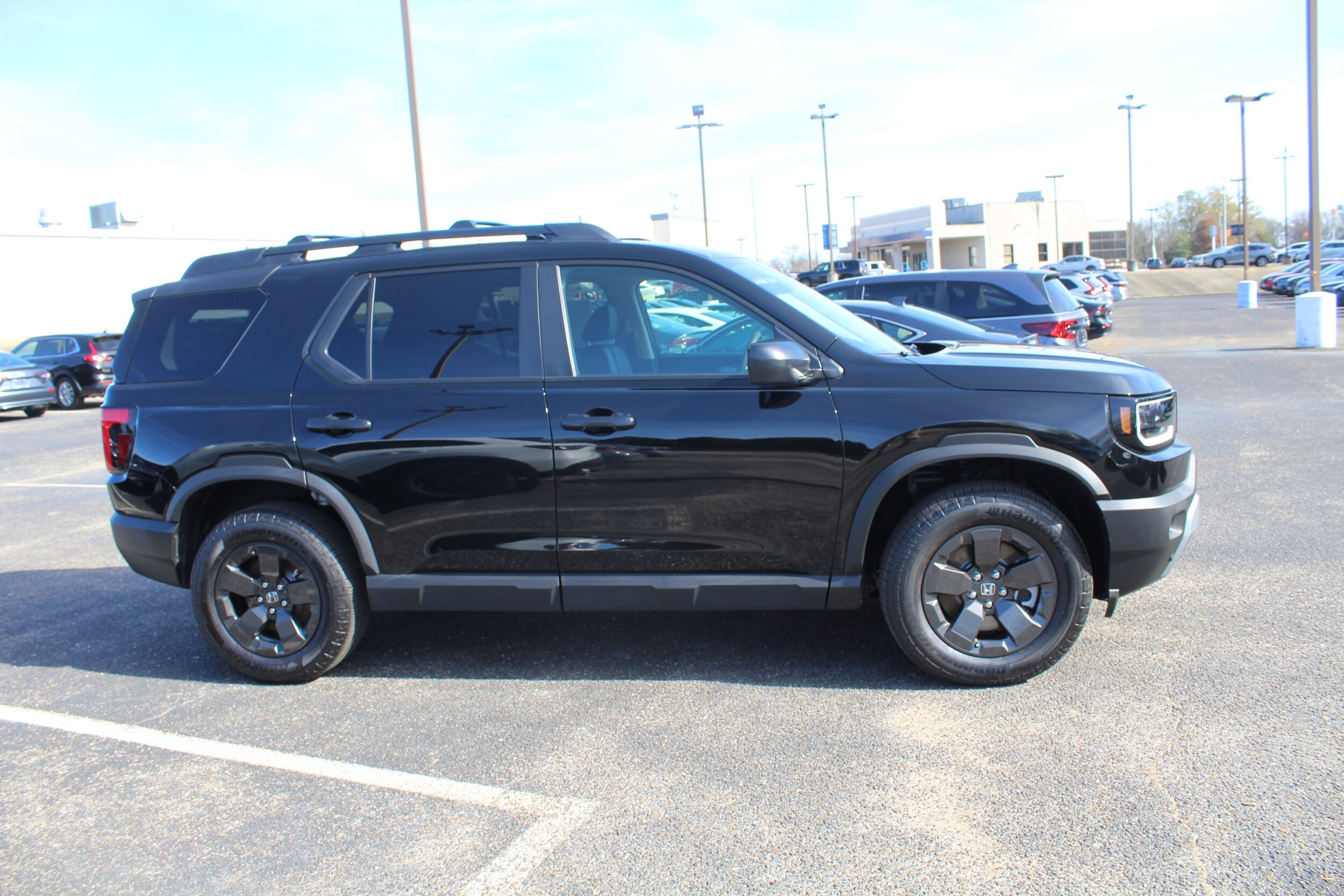 2026 Honda Passport photo 3