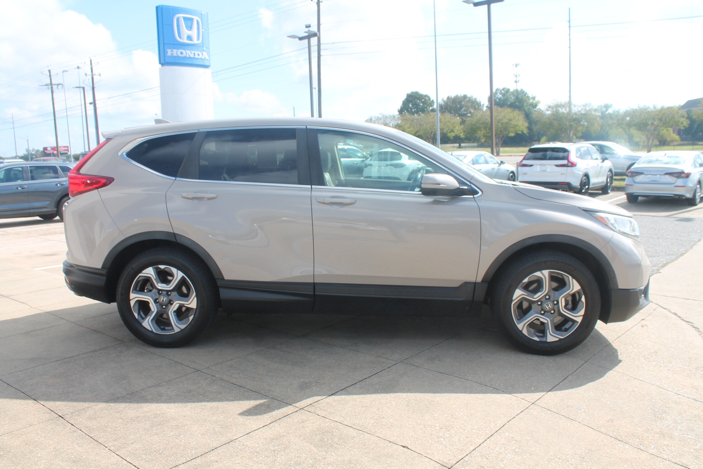 2017 Honda CR-V EX-L photo 3