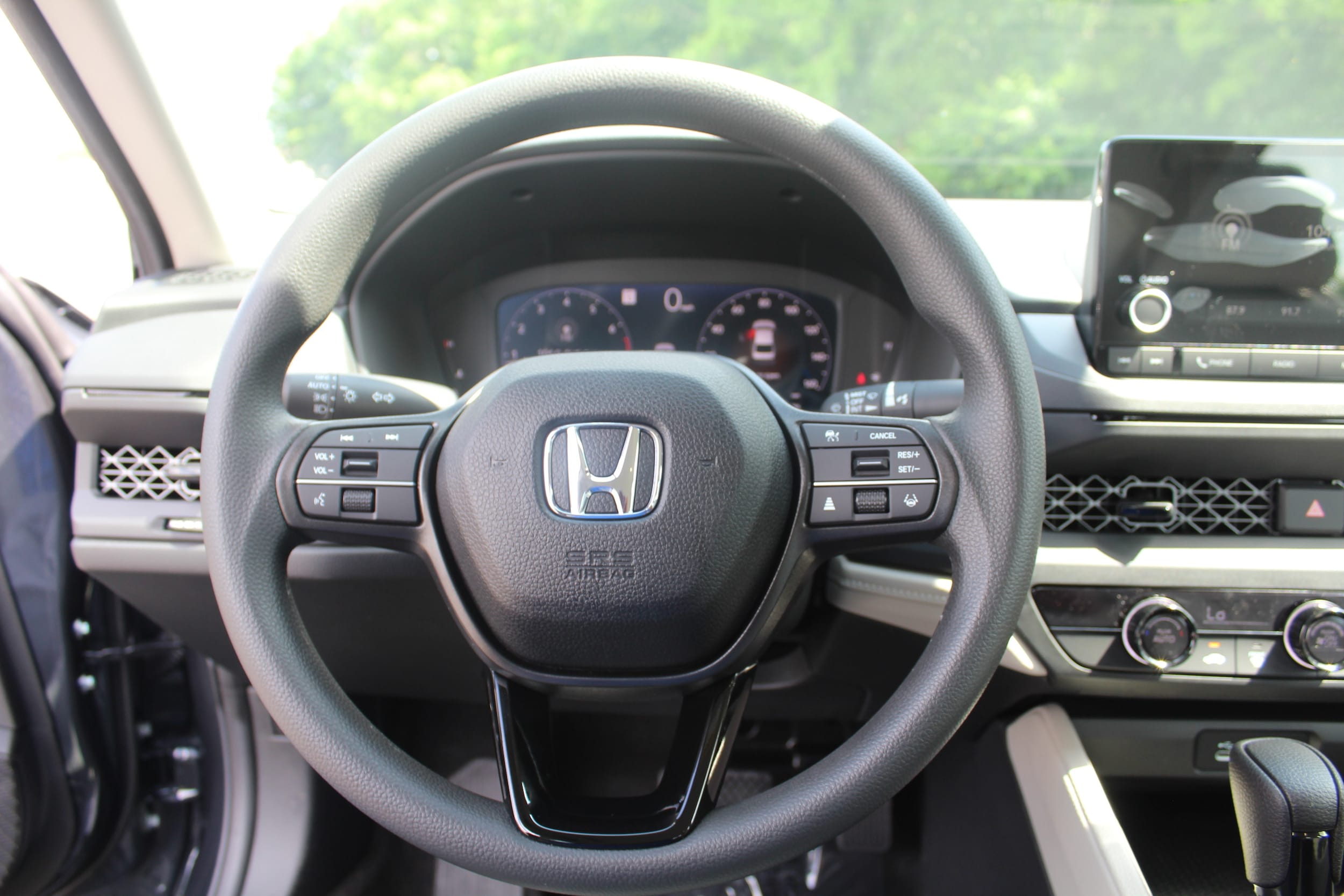 2025 Honda Accord LX - Photo 8