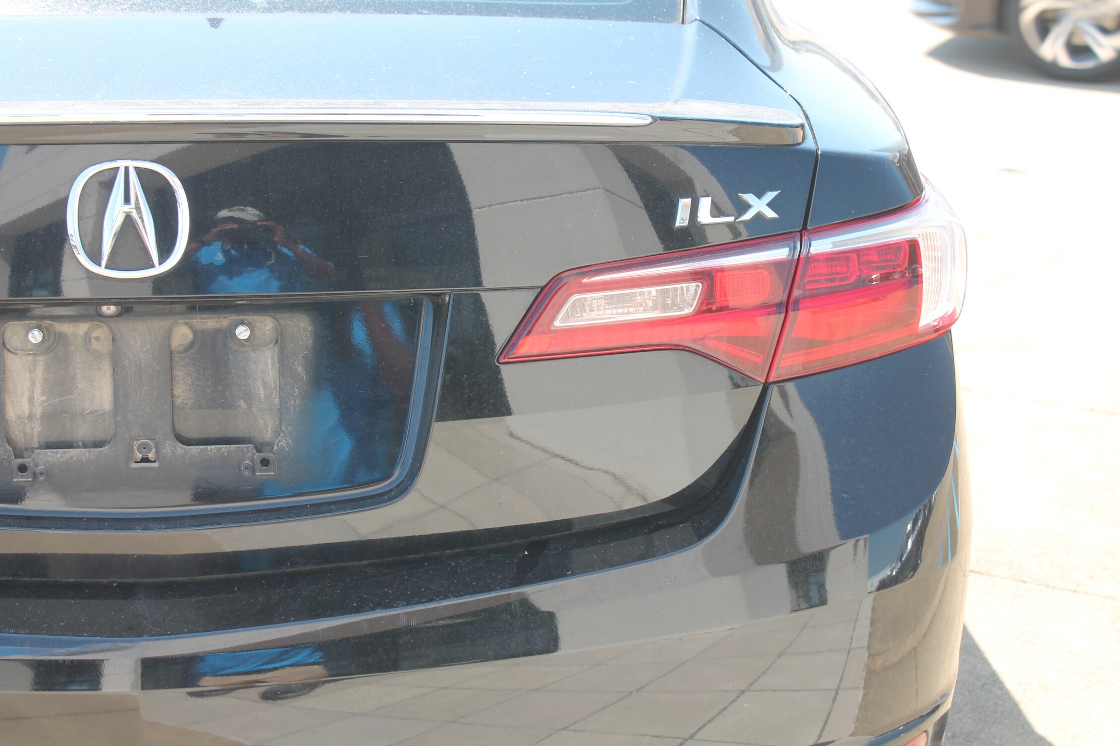 2016 Acura ILX 2.4L Premium photo 4