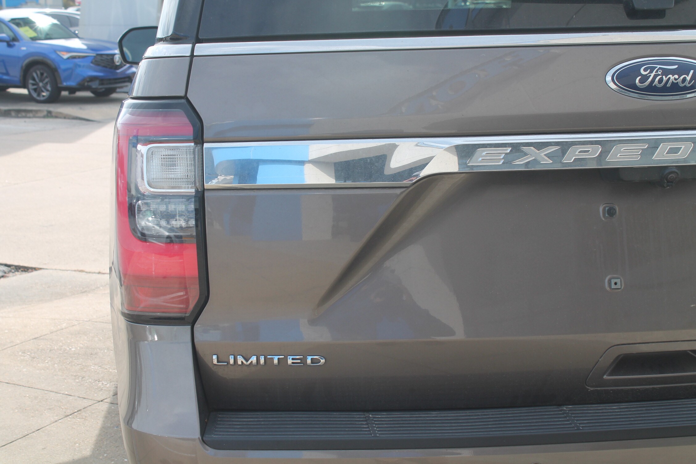 2019 Ford Expedition Limited photo 4