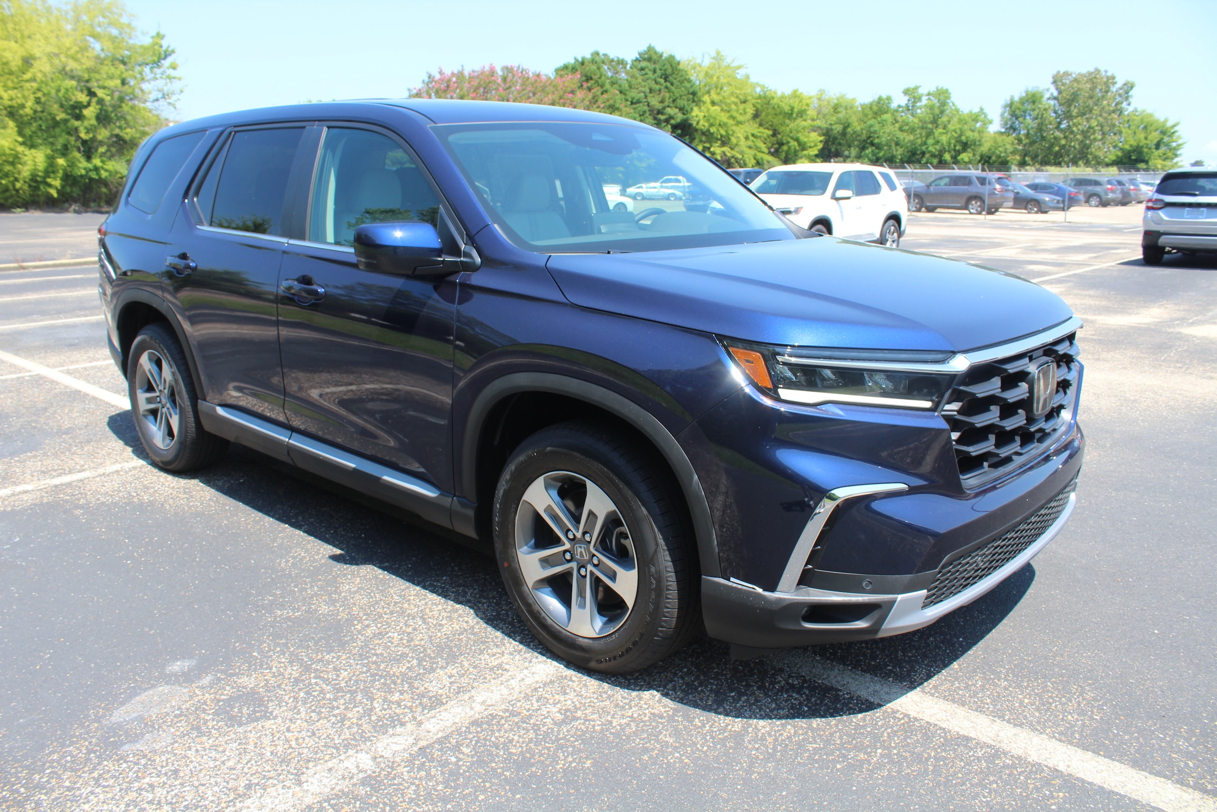 2025 Honda Pilot EX-L's photo