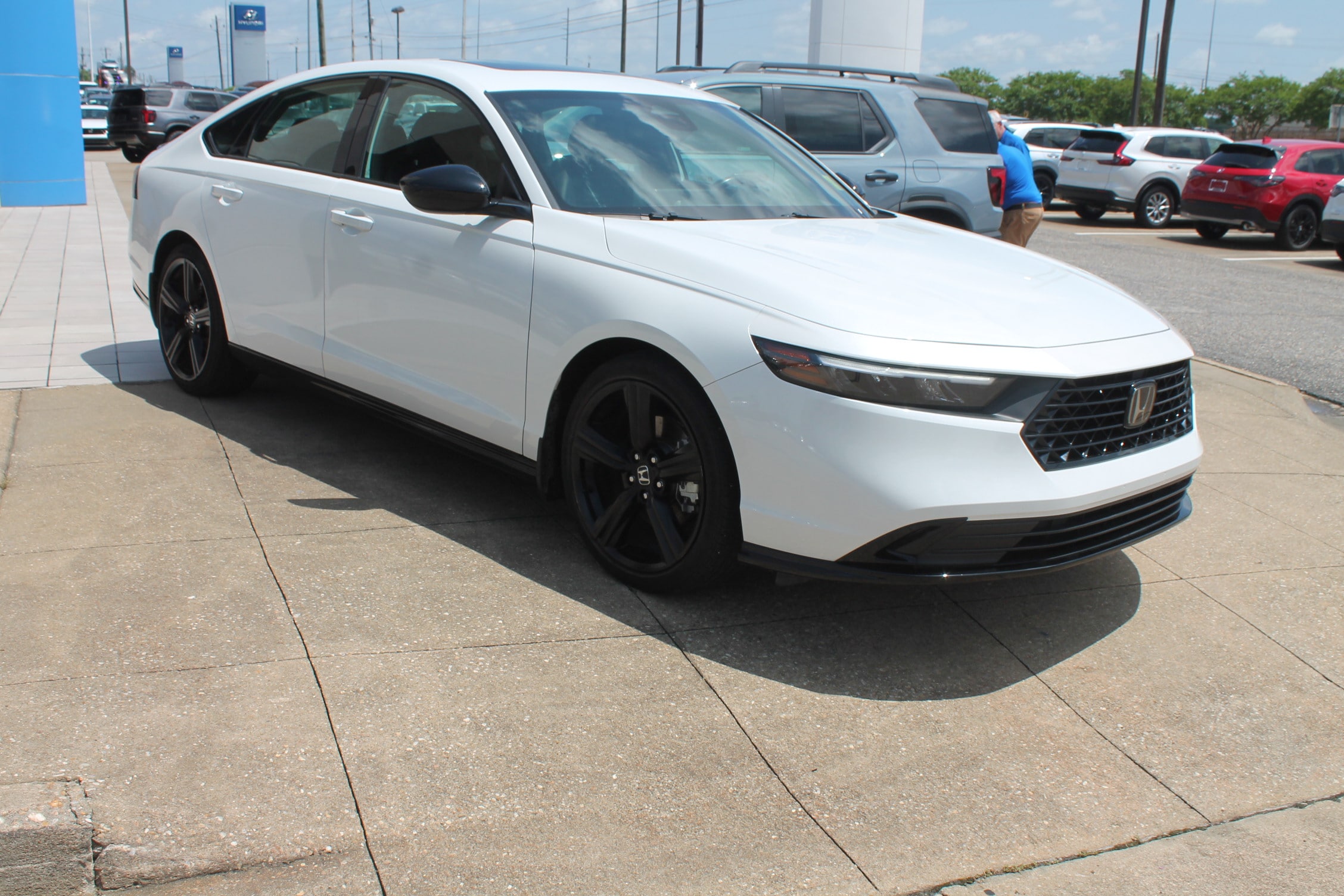 2024 Honda Accord Hybrid Sport-L's photo