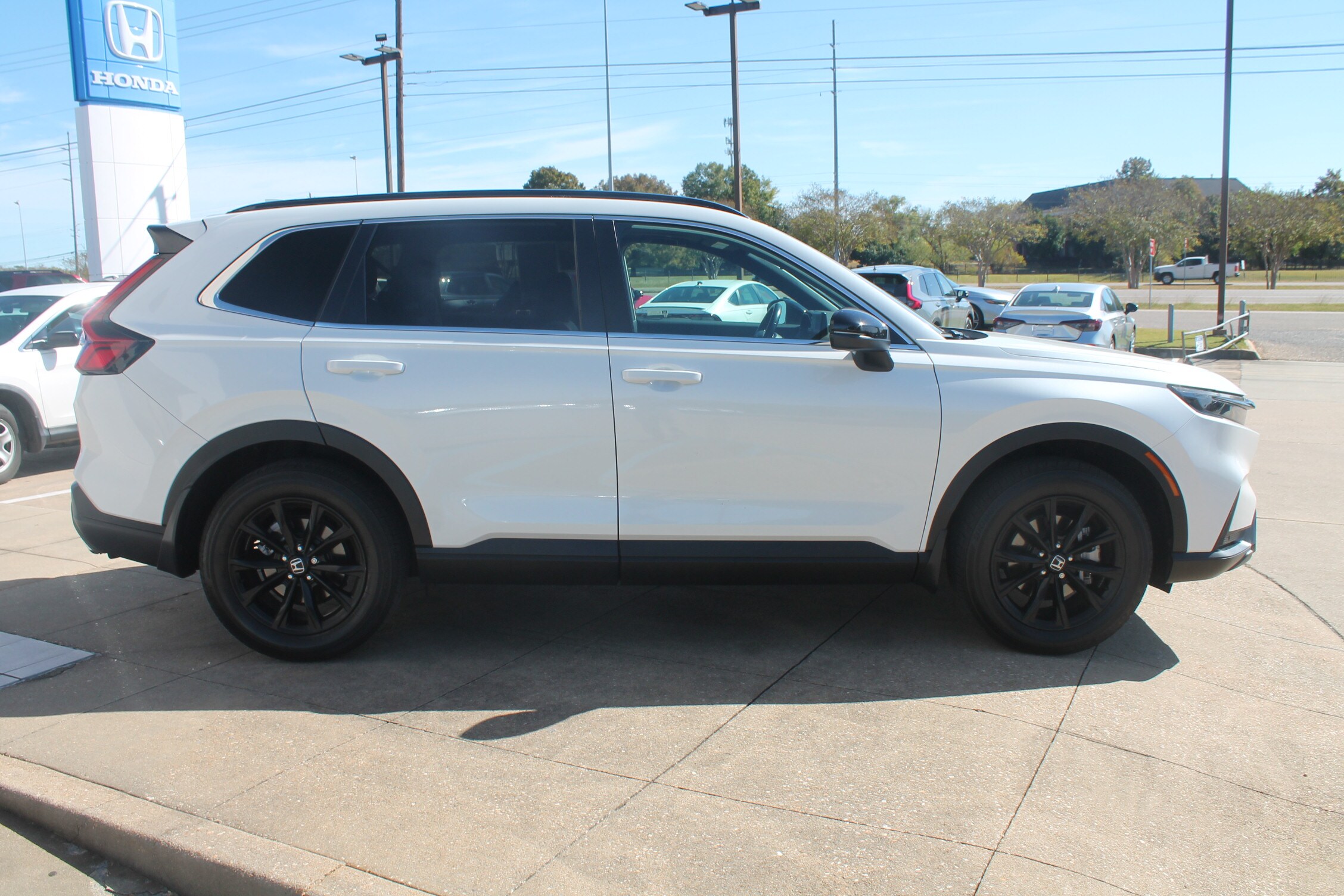 2024 Honda CR-V Hybrid Sport-L photo 4