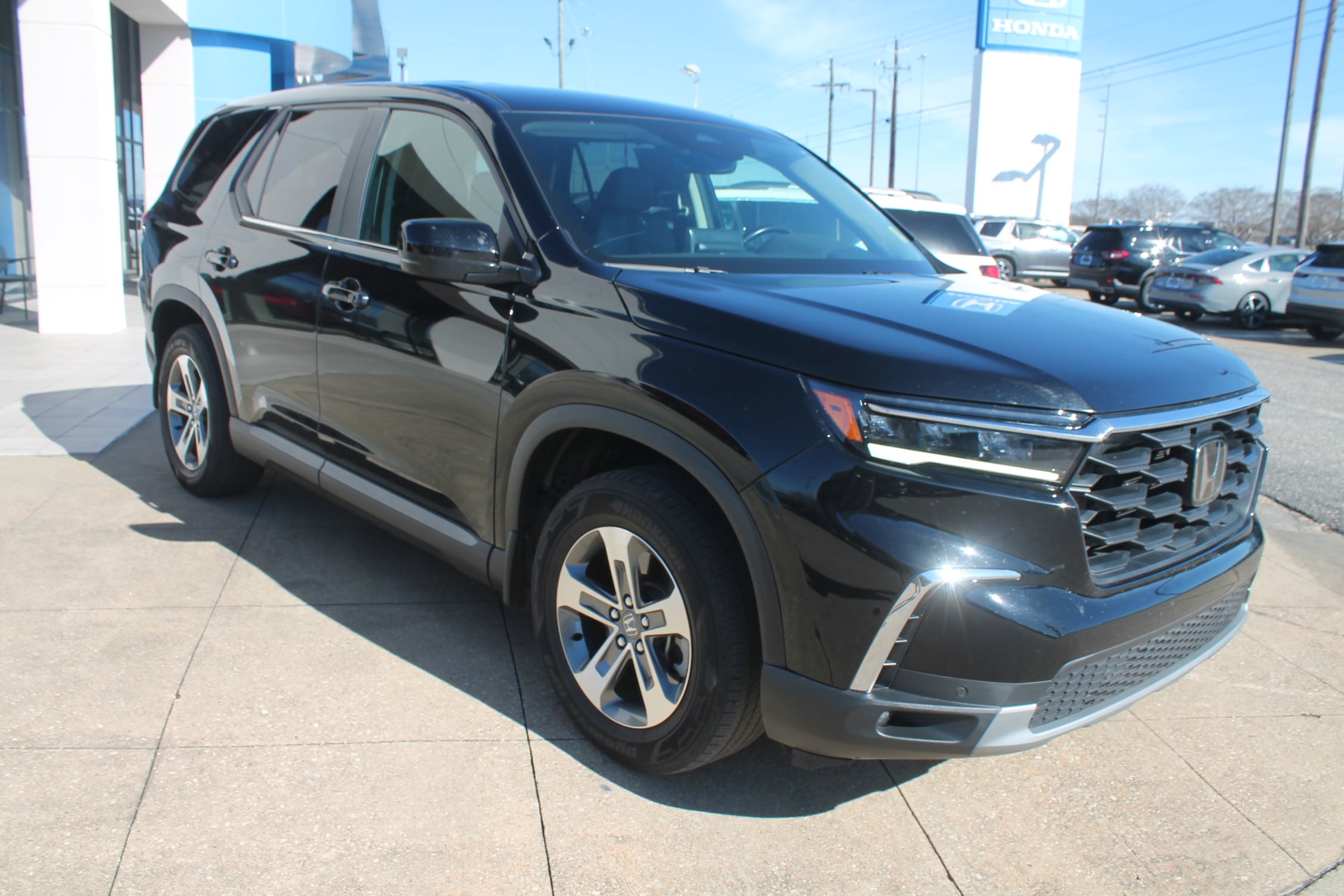 2024 Honda Pilot EX-L's photo