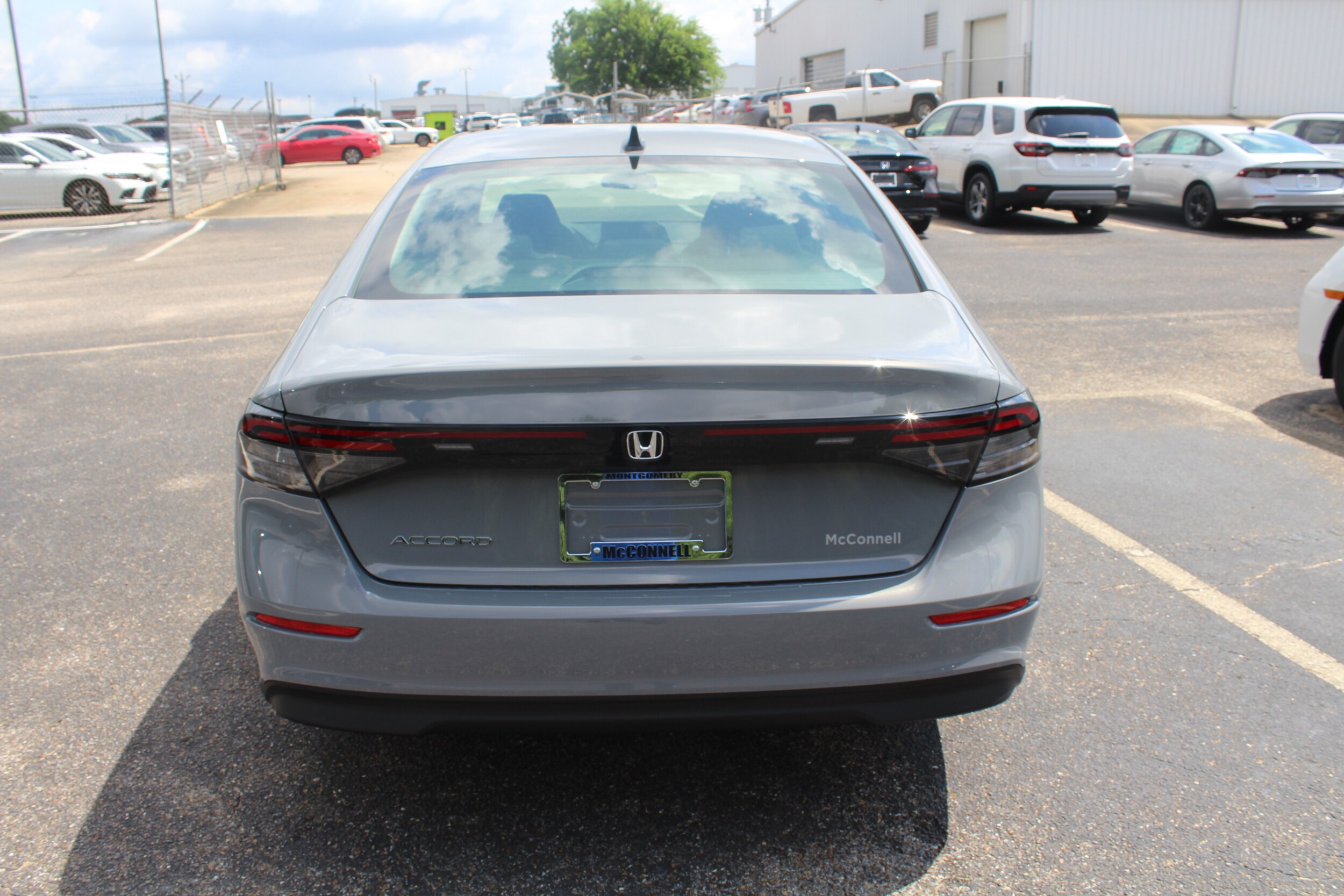 2025 Honda Accord SE photo 2