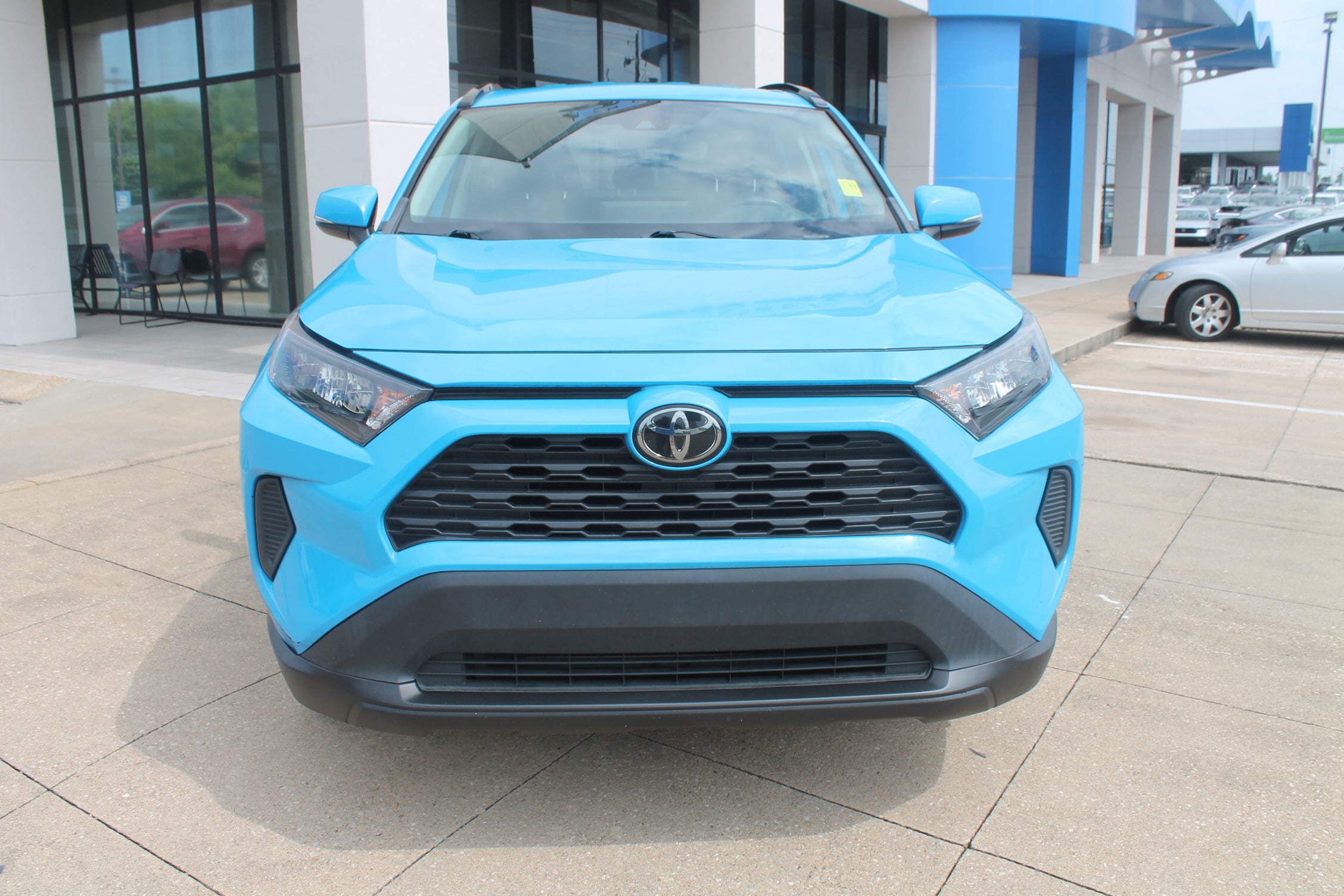 Used 2019 Toyota RAV4 LE with VIN 2T3K1RFV2KW039426 for sale in Montgomery, AL