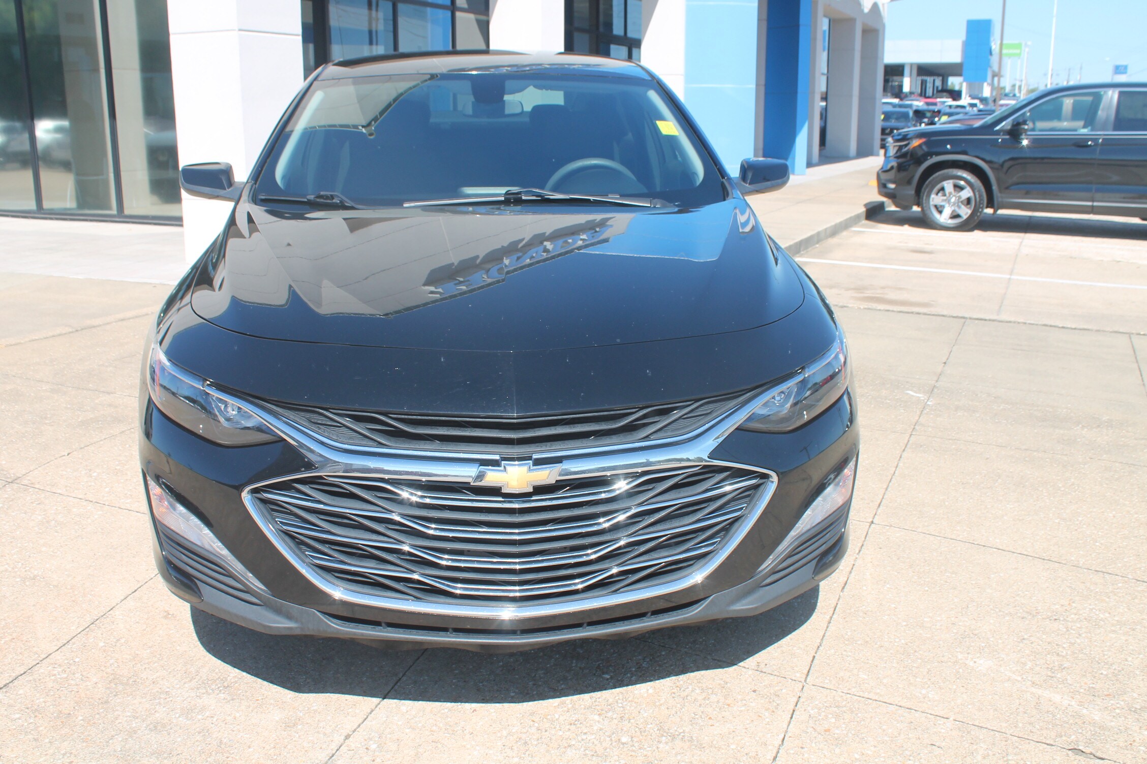 2021 Chevrolet Malibu 1LT photo 2