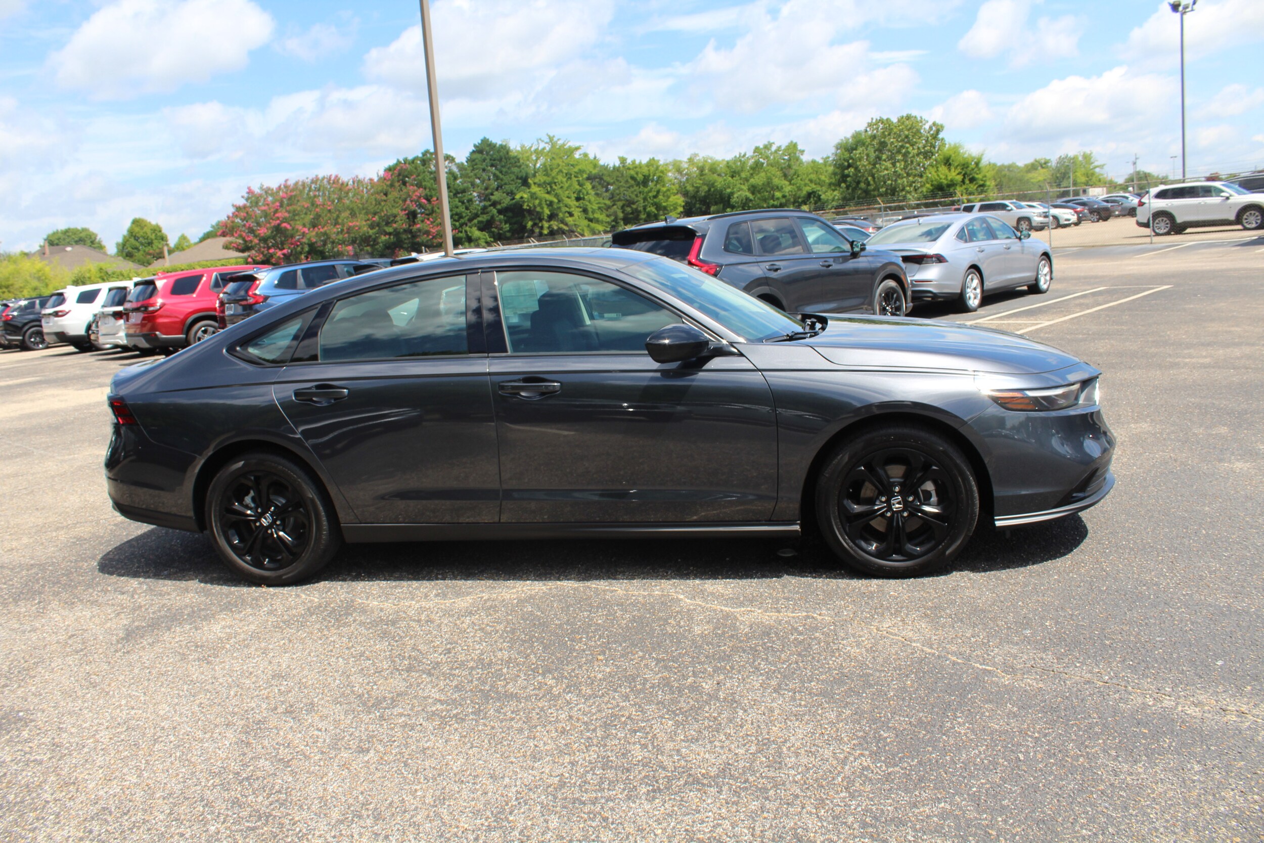 2025 Honda Accord SE photo 3