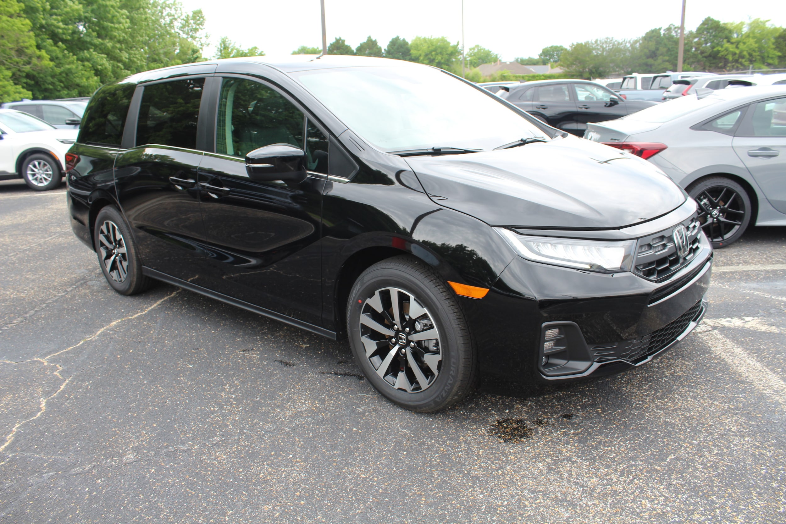 2026 Honda Odyssey EX-L's photo