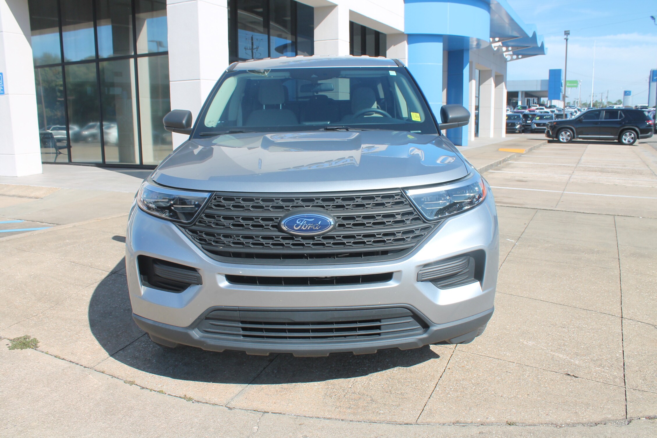 2021 Ford Explorer Base photo 2