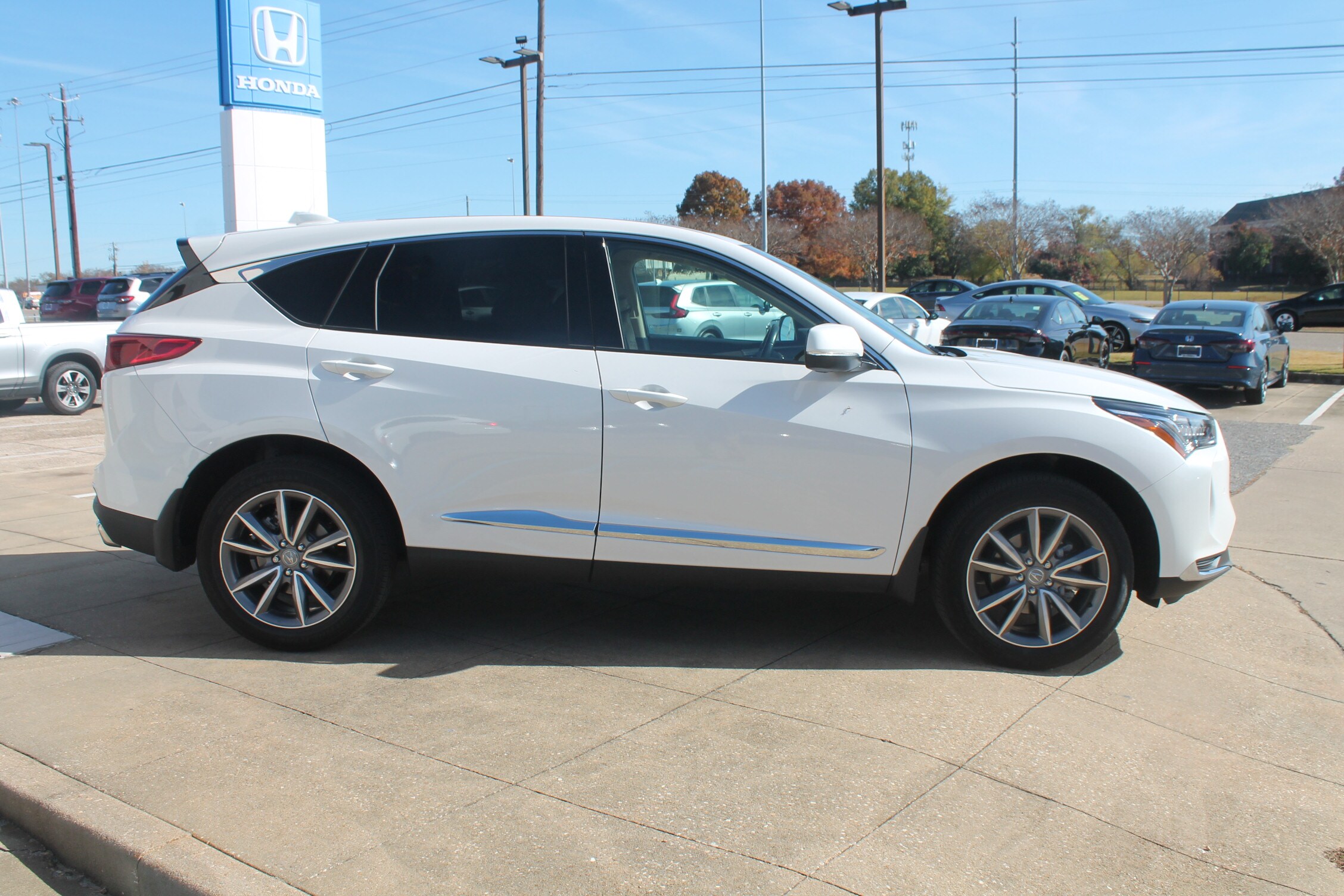 2022 Acura RDX Technology photo 2